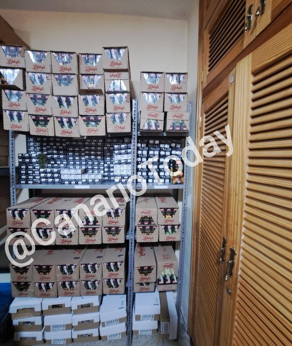 📷 #Tenerife | Imágenes del centro de MENAs gestionado por la ONG Quorum Social 77, en el Seminario de La Laguna.

➡️ Mientras cada vez hay más menores canarios con necesidades, aquí vemos como el dinero público se emplea en productos caros para este tipo de centros.