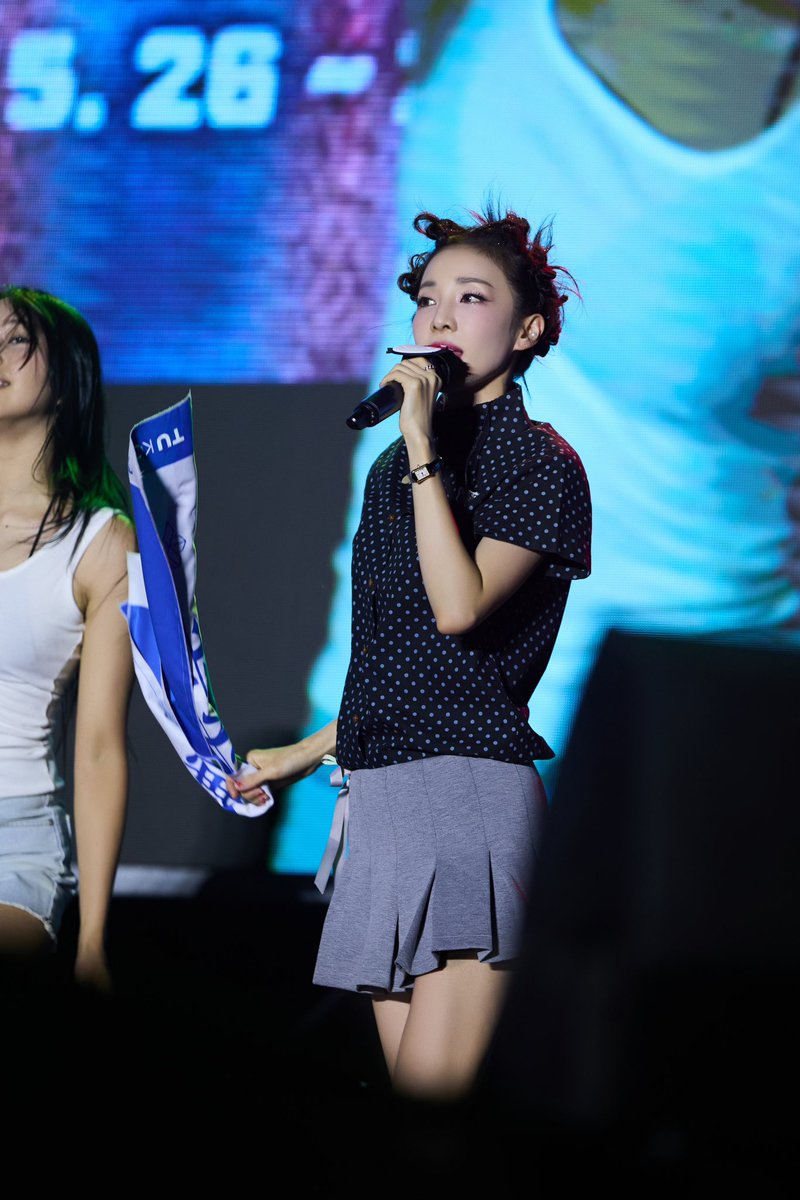 Sandara Park tweet media