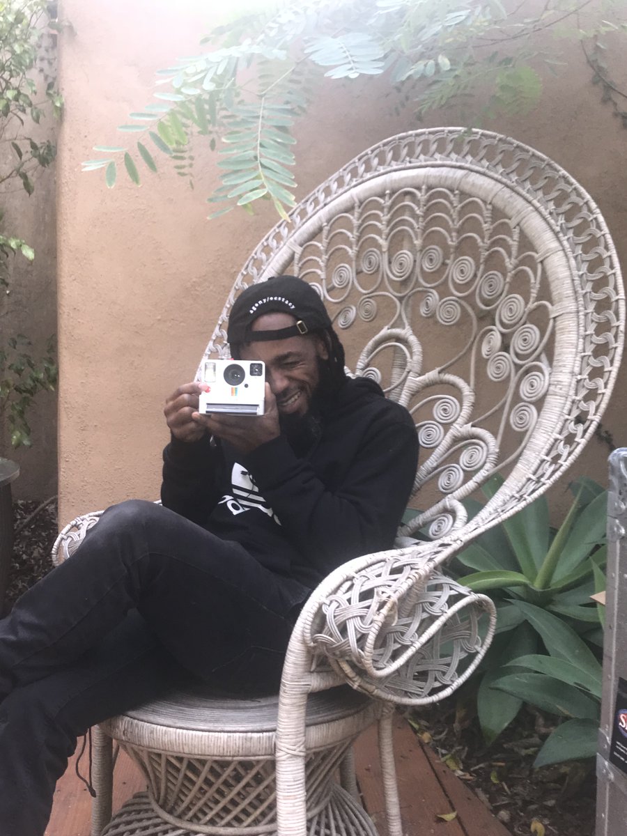 Come -- let me take a nice polaroid you! It's shame their so pricy now...polaroids are my most favorite thing.

#CreativeProcess #BehindTheScenes #Photography #FilmMaking #Art #Design #DocumentarySeries #CreativeJourney #ArtistLife #BehindTheLens #CreativeCulture