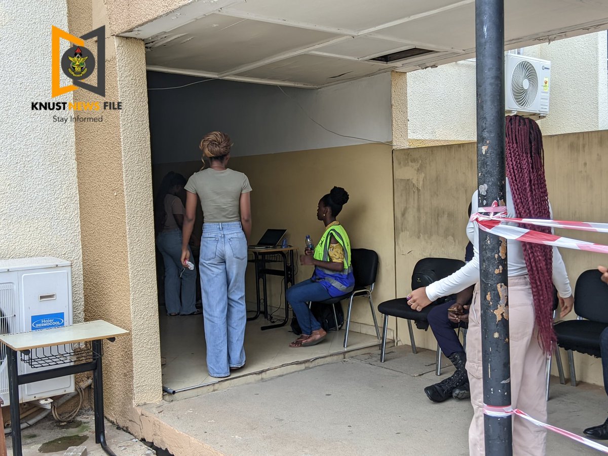 unitimesghana's tweet photo. SCISA election ongoing at the School of Medical Sciences (SMS) as voters file in orderly to cast their votes and exit the premises peacefully.

#SCISADecides https://t.co/5u3gVB7sDY