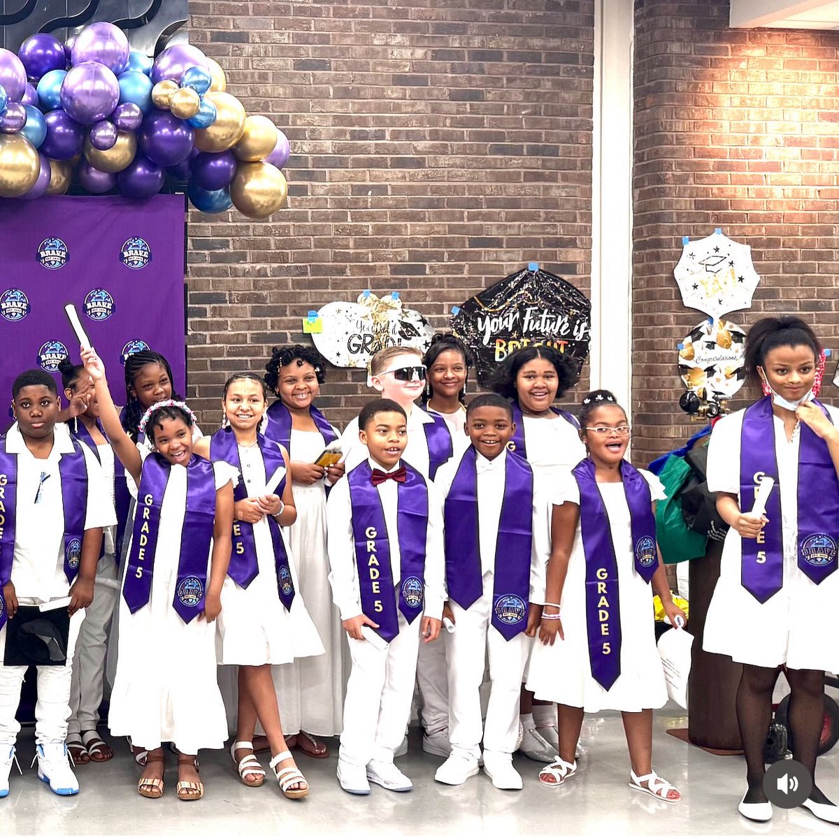 BaltCityBRAVE's tweet photo. BRAVEβs first (and last) 5th graders celebrated their promotion to middle school on Tuesday. It was a day full of joy, pride, and celebration.
Congratulations, rising 6th graders!
#hellomiddleschool #bmorebrave #wearebrave #goodbyeelementaryschool @baltcityschools https://t.co/0xxFdCkdVO