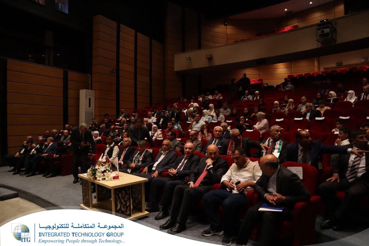 ITG_Solutions's tweet image. بمناسبة عيد استقلال الأردن واحتفالات عيد الجلوس الملكي ويوم الجيش وذكرى الثورة العربية الكبرى شاركت المجموعة المتكاملة للتكنولوجيا (ITG) في احتفال نظمته جمعية عون الثقافية. مثلها في الحدث السيد زيد تحبسم الذي تسلم درع تكريمي تقديراً لدور الشركة في دعم المبادرات الوطنية والثقافية.