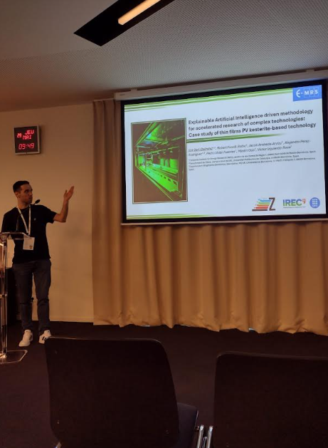 🎉 Good news from Platform-Zero! 🌟
 Congrats to Jon Garí Galíndez (IREC) for winning the Young Researcher Award at E-MRS 2025!
 His groundbreaking research on XAI in photovoltaic materials is advancing our goals of cost reduction and quality improvement in solar tech. 🙌