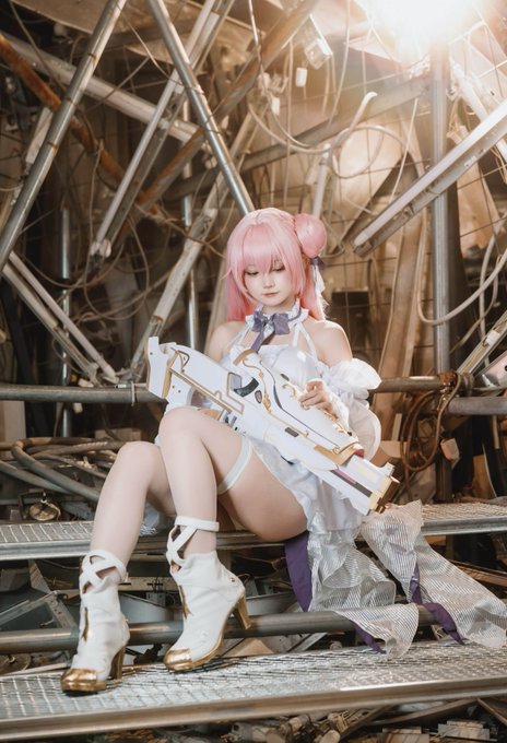 Twitterのコスプレ画像8