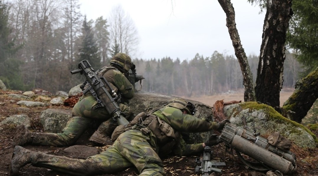 HKV: metod, avgränsningar, analys och blablabla 😴. 2025-2035 osv.
Infanteriet: Hold my FM2024-20173:4, vi rekryterar 75 % av årskullen.