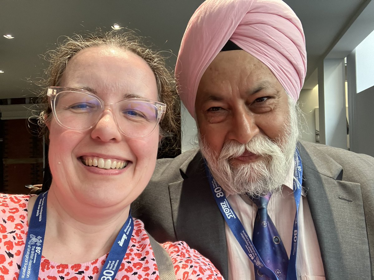 One of the most enjoyable aspects of #BAUS25 is meeting up with former colleagues, friends and mentors. Particularly when one, <a href="/Gurpreet1956/">Gurpreet singh</a>, has been (very deservedly) awarded the Gold medal for his outstanding contributions to Urology. Congratulations Mr Singh!