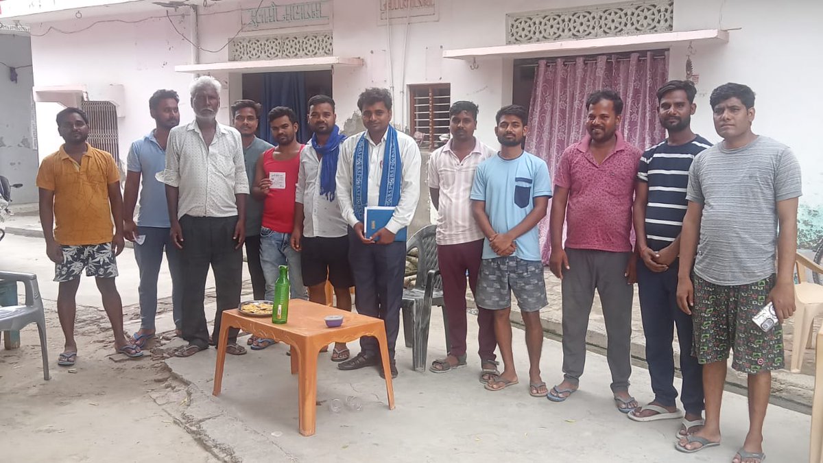 AvanishActivist's tweet photo. 16/06/2025
बहुजन समाज पार्टी के तत्वाधान मे 344गोपालपुर विधानसभा के सेक्टर भगतपुर के बूथ 275 गद्दोंपुर1st , 135भगतपुर 3rd बूथ का गठन किया गया https://t.co/4n3iBgcRgY