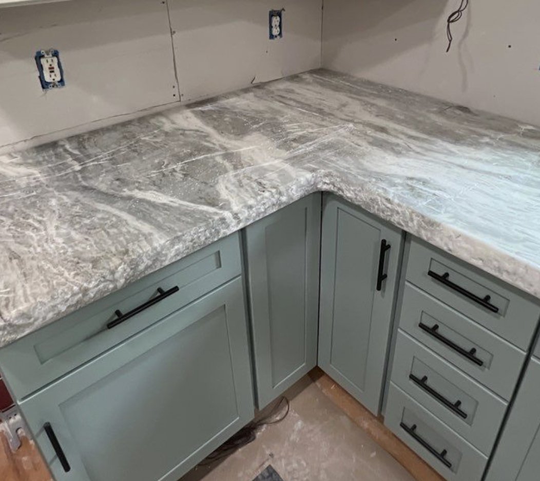 isproofing's tweet photo. Happy Monday from Highlands Ranch! 👋
We’re making big progress on this stunning kitchen remodel — the new countertops are in, paired with bold blue lower cabinets and crisp white uppers for a clean, modern look. Stay tuned as we bring the full vision to life! 🔨🏠 
•••••••••••••••••••••••••••••••••••••
Contact Us for a free estimate🏠
☎️ (720)-320-8813
📲https://t.co/CEtKQlFgNn
➡️marketing@isproofing.com
•••••••••••••••••••••••••••••••••••••
#roof #explore #roofingcontractor #newroof #windows #roofingcontractor #home #designershingles #KitchenRemodel #HighlandsRanch #ConstructionInProgress #RoofingAndRemodeling #HappyMonday