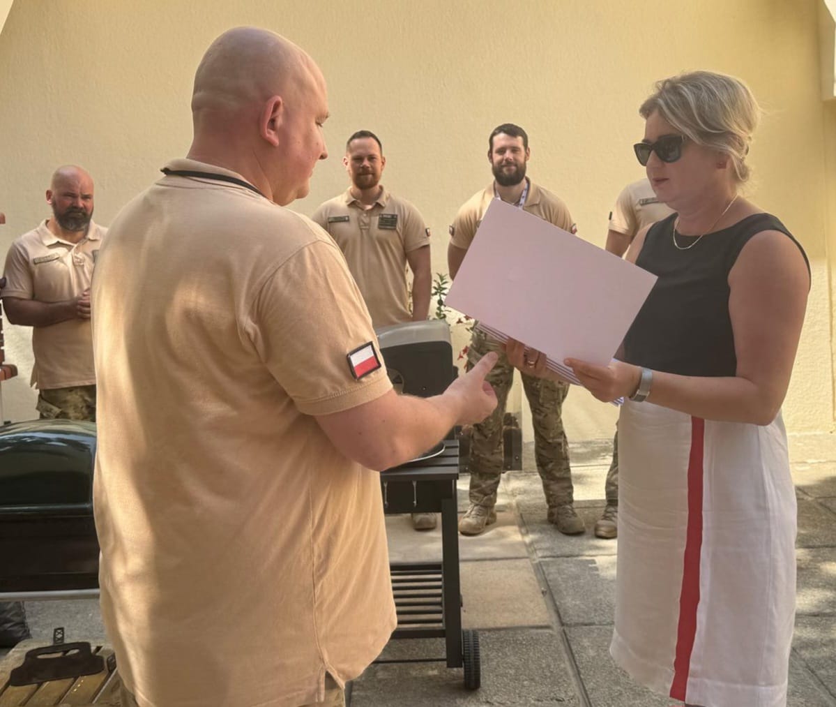 Embassy of Poland in Lebanon (@plinlebanon) on Twitter photo Kilka dni temu obchodziliśmy Świeto <a href="/Zandarmeria/">Żandarmeria Wojskowa</a> - także w #Bejrut dziękujemy im za służbę, zaangażowanie i wsparcie, w tym na rzecz bezpieczeństwa naszej Placówki. <a href="/DowOperSZ/">Dowództwo Operacyjne RSZ</a> Kilka dni temu obchodziliśmy Świeto <a href="/Zandarmeria/">Żandarmeria Wojskowa</a> - także w #Bejrut dziękujemy im za służbę, zaangażowanie i wsparcie, w tym na rzecz bezpieczeństwa naszej Placówki. <a href="/DowOperSZ/">Dowództwo Operacyjne RSZ</a>