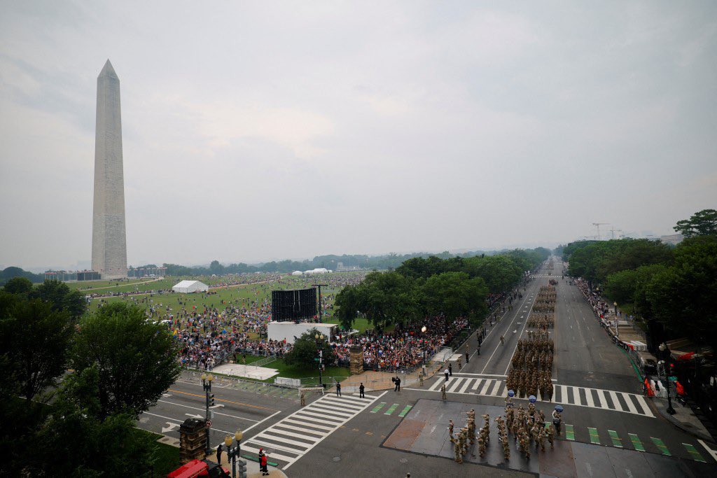 WUTangKids's tweet photo. Hey @DeptofDefense….post a real picture https://t.co/imVSYfv40P