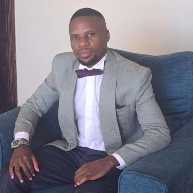 Son Of Rwenzori (@sonofrwenzori) on Twitter photo ๐จ EMERGENCY: Baluku Marlon Mbaluwako โ brilliant graphics designer, entrepreneur & father of 3 โ needs UGX 250M by FRIDAY for stage 3 gastric cancer treatment in India
๐นHeโs the man who designed YOUR business logos for free. Letโs rally for our brother. <a href="/TonyNatif/">Anthony Natif</a> <a href="/CanaryMugume/">Canary Mugume</a> ๐จ EMERGENCY: Baluku Marlon Mbaluwako โ brilliant graphics designer, entrepreneur & father of 3 โ needs UGX 250M by FRIDAY for stage 3 gastric cancer treatment in India
๐นHeโs the man who designed YOUR business logos for free. Letโs rally for our brother. <a href="/TonyNatif/">Anthony Natif</a> <a href="/CanaryMugume/">Canary Mugume</a>