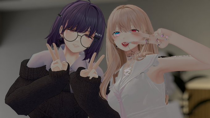 #おうつちのVRC日記
うちの杏里くんと写真撮ってもらうお願いをかなえてもらった
まだあんまり限界にはなってないか…それともあんまり女の子っぽい改変はあんまりかな? 