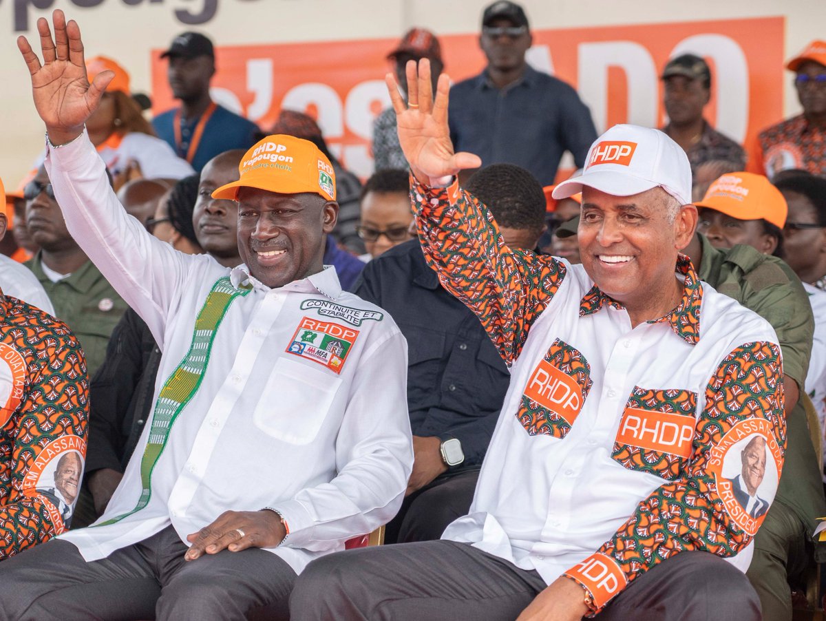 ACHIPatrick4's tweet image. À #Yopougon, aux côtés d’@adamabictogo1, Gilbert Kafana Koné et des forces vives du parti, le cœur du #RHDP a battu fort !
Un pré-congrès exceptionnel, une mobilisation totale : la victoire se construit dès maintenant.
#Ensemble #OnAvance 🇨🇮