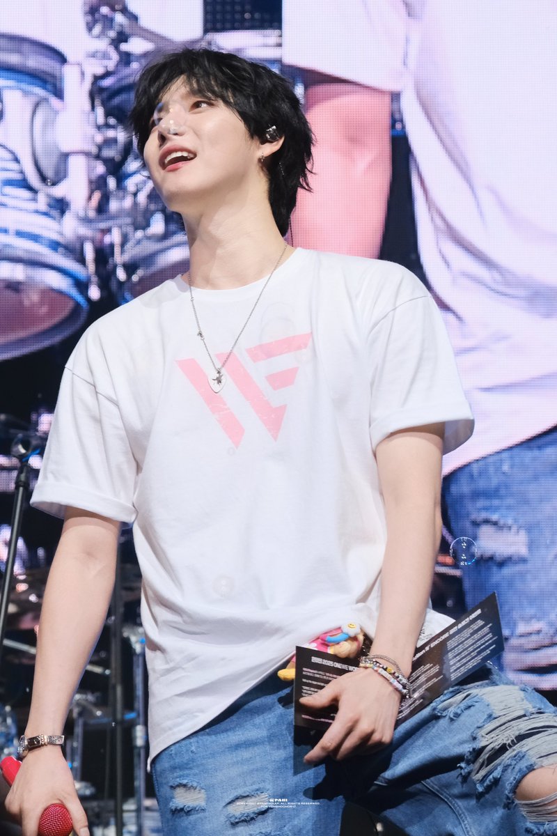 250615 오뉴4 첫콘

현실과 환상이 겹친 꿈속으로..
🫧

#용훈 #YONGHOON #원위 #ONEWE