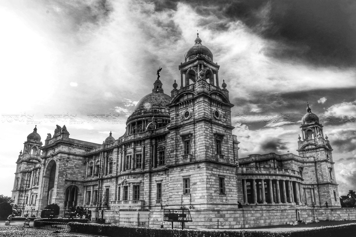 It's monumental #MonchoromeMonday 
#theme_pic_India_Monochrome
#rainalert