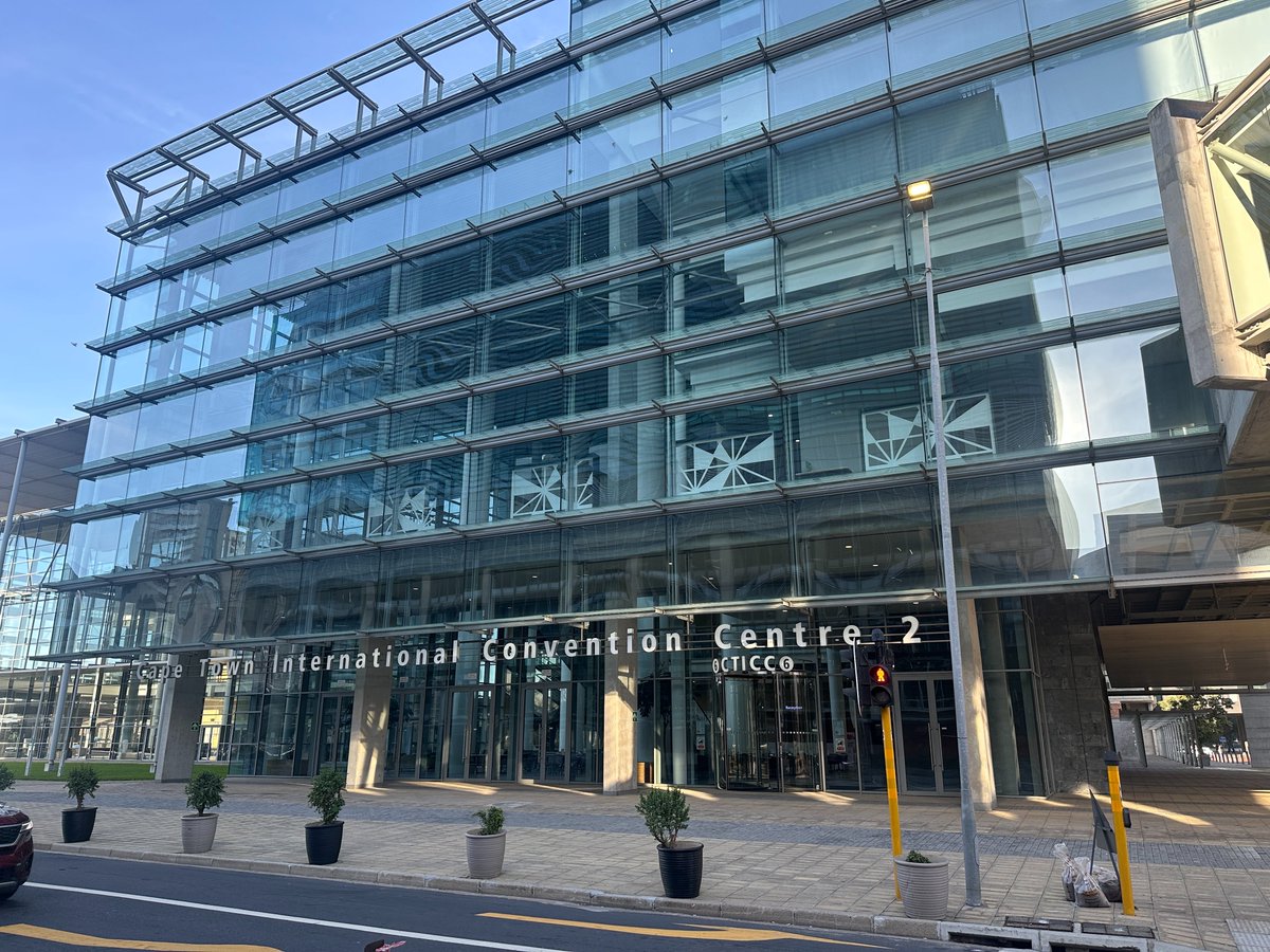 youth_energysum's tweet photo. Tomorrow, YES! opens its doors. 🚪⚡

We’re ready to welcome students, early-career professionals, and entrepreneurs from across the continent.

If you haven’t signed up yet — there’s still time.
🔗 https://t.co/tF4DhaRnnd

This is where futures begin.

#YES25 #YouthInEnergy https://t.co/nEL0xW5pFj