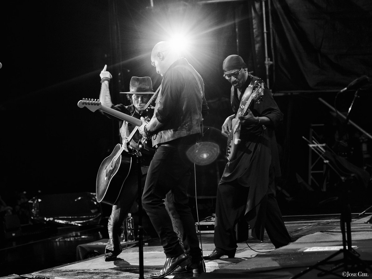 #SanSalvador
#ElSalvador
#HuracanAmbulante25
#Bunbury
#CuentasPendientes
Foto by © <a href="/Jose_Girl/">Jose Girl</a>