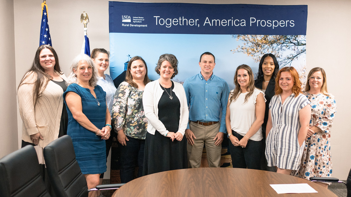 USDA Rural Development Kentucky (@rd_kentucky) on Twitter photo State Director Travis T. Burton recently met with @faheonline before signing an MOU establishing Fahe as a home repair loan & grant program packager. Packagers are important partners & help <a href="/usdaRD/">Rural Development</a> assist more people. State Director Travis T. Burton recently met with @faheonline before signing an MOU establishing Fahe as a home repair loan & grant program packager. Packagers are important partners & help <a href="/usdaRD/">Rural Development</a> assist more people.