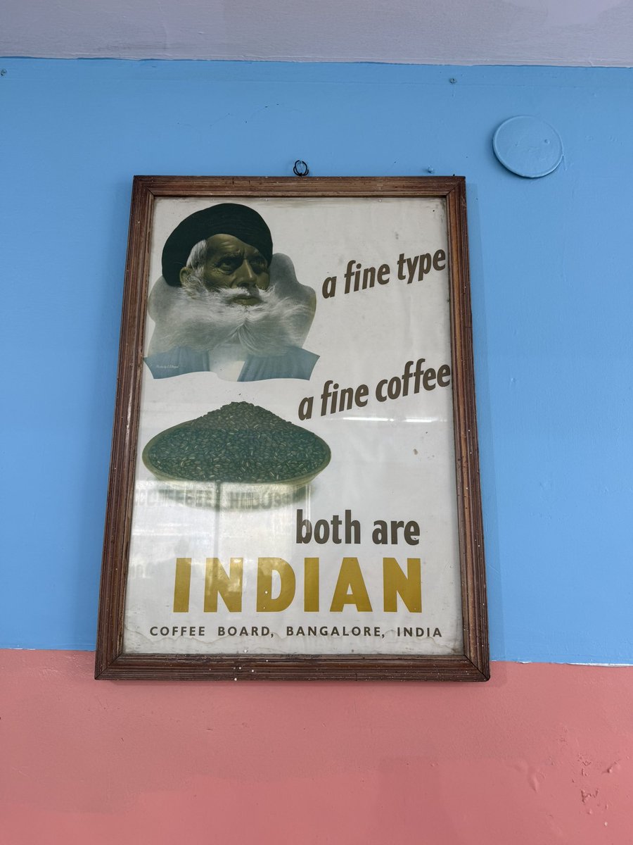 vidhisn's tweet photo. Monday afternoons at #indiancoffeehouse after spending everything 💸💸💸 at @blossombookhous #peakbengaluru https://t.co/Ms025qOtvE
