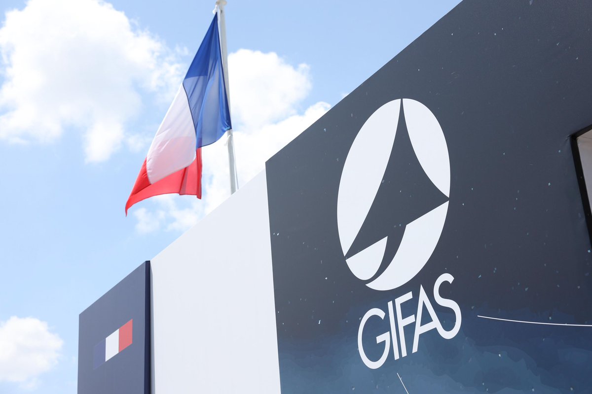 Laurent Saint-Martin (@laurentsmartin) on Twitter photo âïž Le <a href="/salondubourget/">Paris Air Show</a> s'ouvre : 300 dĂ©lĂ©gations prĂ©sentes et un secteur aĂ©rospatial đ«đ· qui reprĂ©sente 77 Mds ⏠de CA dont 66% Ă lâexport.
Câest lâincarnation de notre puissance industrielle et commerciale.
C'est une force pour notre pays ! #ParisAirShow âïž Le <a href="/salondubourget/">Paris Air Show</a> s'ouvre : 300 dĂ©lĂ©gations prĂ©sentes et un secteur aĂ©rospatial đ«đ· qui reprĂ©sente 77 Mds ⏠de CA dont 66% Ă lâexport.
Câest lâincarnation de notre puissance industrielle et commerciale.
C'est une force pour notre pays ! #ParisAirShow