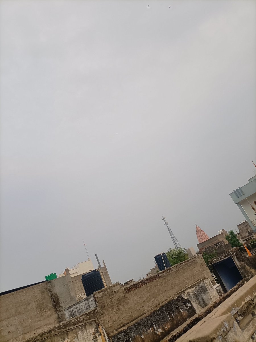 कब देगे इंदर देव दर्शन सुबह आए थे लेकिन पता ही नहीं चला कब चले गए अब देखते है देके कब आते है दुबारा l
#mosam 
#baris