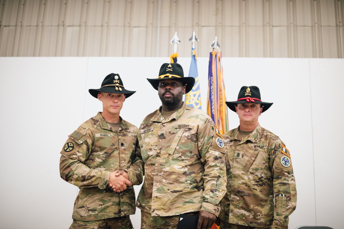 JMTG_Ukraine's tweet image. SSG Rood and SGT Harris were recognized for their key roles in the success of CLC 25-3. Their leadership in logistics and OPFOR coordination showcased true Saber excellence. ⚔️ #TaskForceSaber @278THACR #LeadTrainWin #CavalryPride #SwordOfFreedom