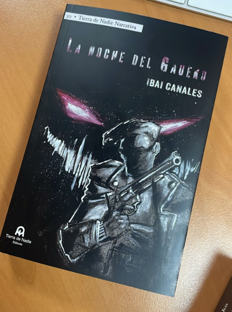 Yuge news (at least for those of you who speak Spanish)!  An old project I had of the "cop chasing something not of this world" subgenre is now a published novel and can be purchased here! 

tierradenadie.eu/producto/la-no…