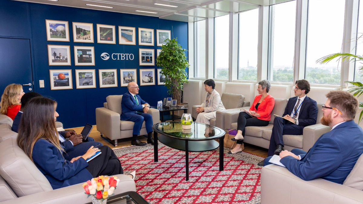 Robert Floyd tweet media