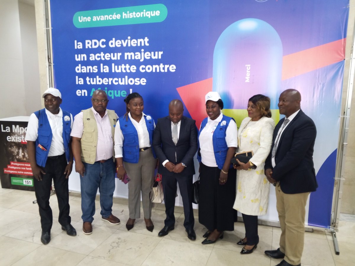 LnacRdc's tweet photo. Enfin, concrétisation des engagements pris par la RDC lors du HLM TB à New-York sur la production locale des antituberculeux, grâce aux nombreux plaidoyers menés par la Société Civile et les communautés affectées par la TB @StopTB @PNUDRDC @kulonga2 @rogerkamba @PEPFAR @sungu_nk https://t.co/aDQsI465o5