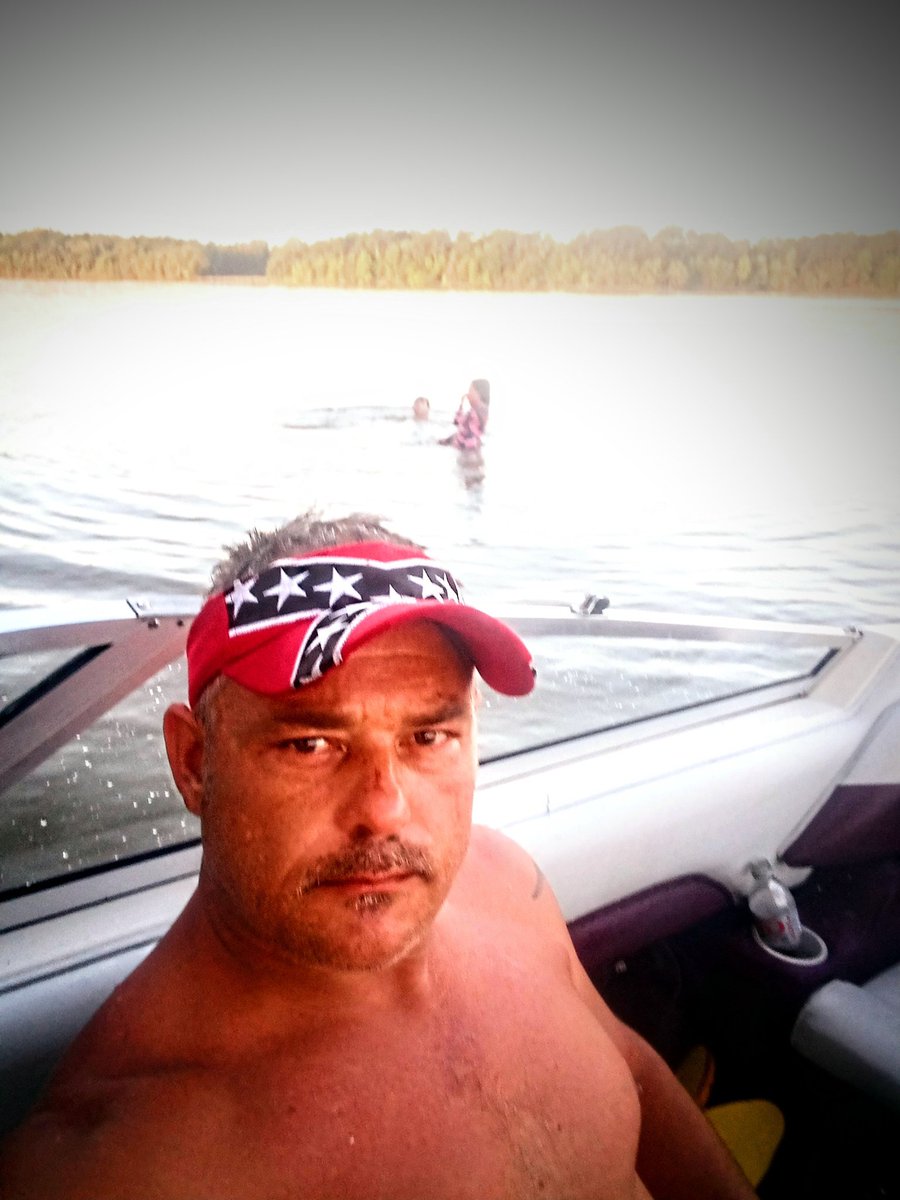 TonyLeeWitcher1's tweet photo. @TonyLeeWitcher1      Natchez Trace lake     state park https://t.co/aOVJXW9Vim