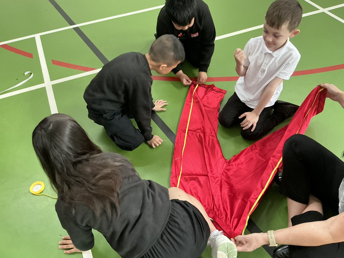 We have had so much fun making our own Sgt Peppers costumes this morning with Mrs Filim!  #SMAArtsWeek