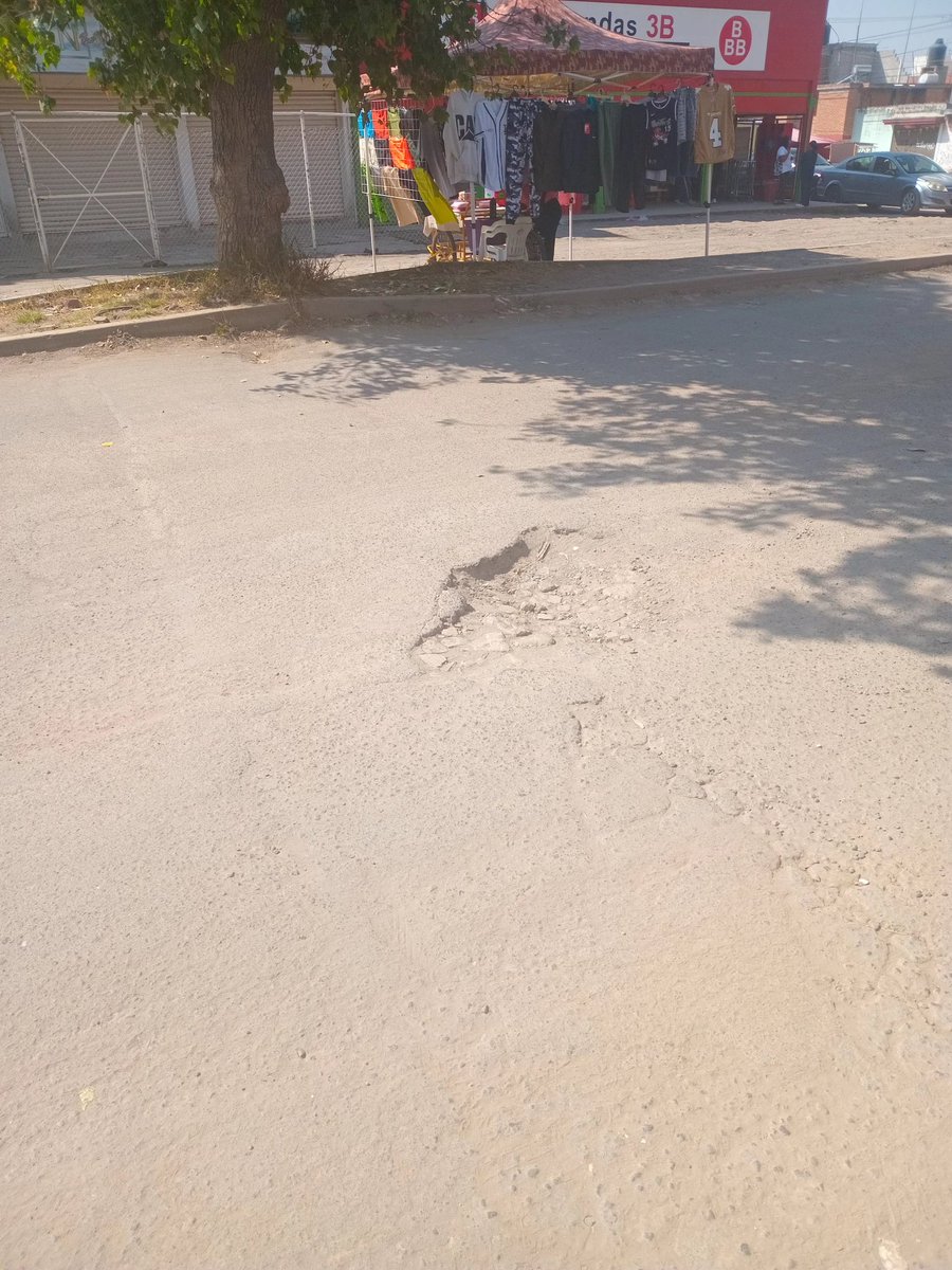 Manuela09071971's tweet photo. @JCarlos_Valerio @pepechedrauimx Estas son algunas fotos y video de como están las calles dela U.H San aparicio y todavía faltan más fotos de las demás calles https://t.co/ec6N2HL8UT