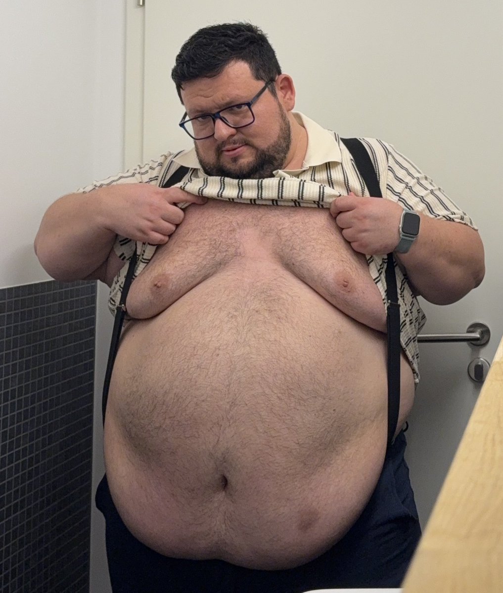 Would you share a belly pic for this birthday boi? 🥺