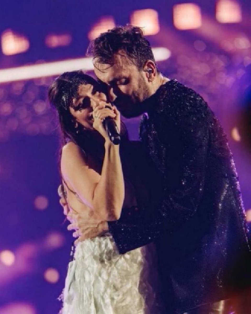 IT Parade tweet media