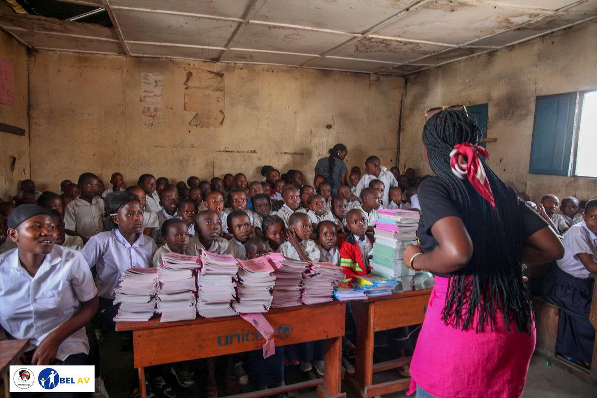 En ce 16 juin 2025, la Journée de l’Enfant Africain nous rappelle le sacrifice des enfants de #SOWETO, tué en 1976 pour revendiquer une éducation équitable. Mais ce jour résonne aussi comme un appel urgent pour les enfants de l’Est du #CONGO🇨🇩, où la guerre vole leurs rêves. 1/5