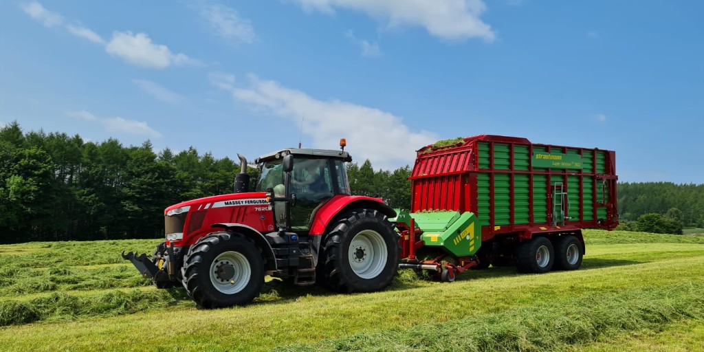 OPICO (@opicoag) on Twitter photo Last week, OPICO Technical Engineer Ben Hickes was in the field getting this <a href="/StrautmannUk/">Strautmann UK</a> Super-Vitesse dialled in and ready for action🕛
With Ben’s expert touch, this wagon is now ready to perform for the season and beyond☘️
Good luck to the customer with their new machine🤝 Last week, OPICO Technical Engineer Ben Hickes was in the field getting this <a href="/StrautmannUk/">Strautmann UK</a> Super-Vitesse dialled in and ready for action🕛
With Ben’s expert touch, this wagon is now ready to perform for the season and beyond☘️
Good luck to the customer with their new machine🤝