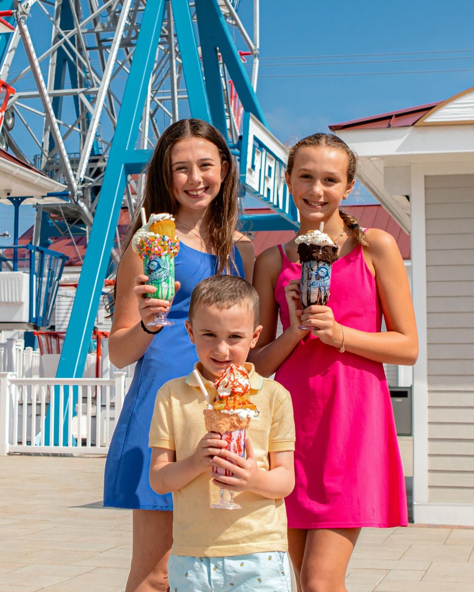 The only thing better than rides being open every day? Super Shakes every day too! #FantasyIslandLBI #BeachHavenNJ