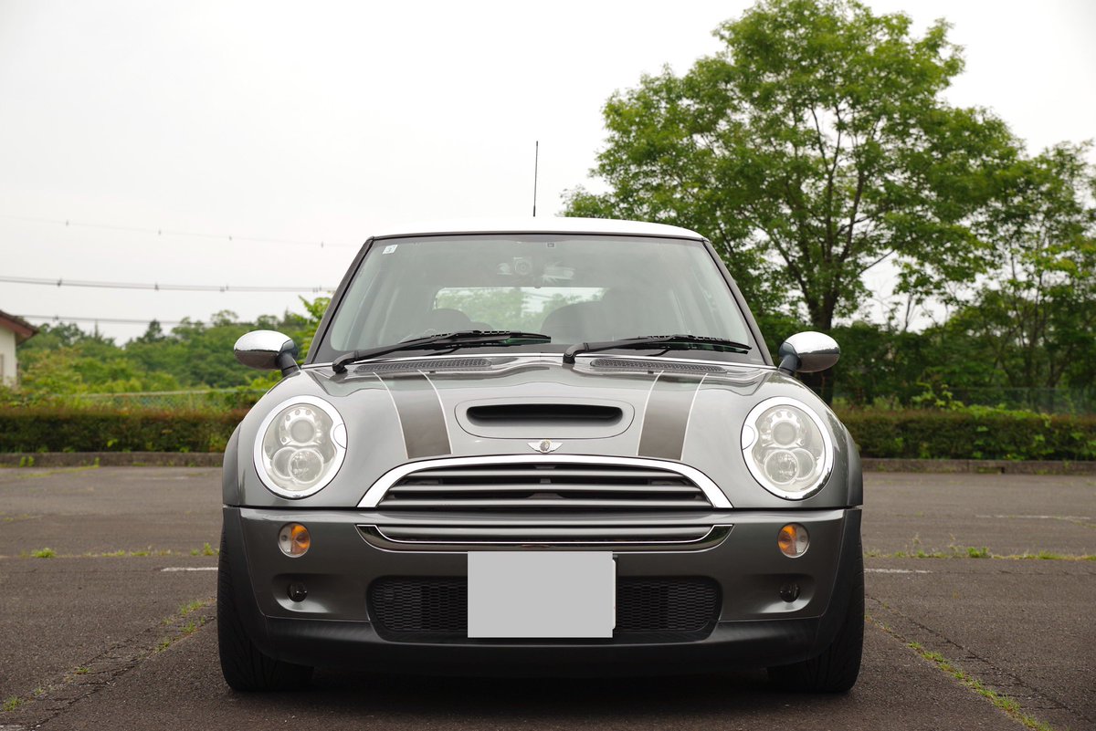 NRO1413213's tweet photo. 緩募なんですがR53ミニクーパーSのMT欲しい人いませんか？
泣きながらたくさん直したので今のとこ調子いいですけどミニなんで乗って帰ったら壊れるかもしれないです。
8万キロ以下でめっちゃ綺麗です。
あとルーツ式のS/Cめっちゃ気持ちいいです。車税払い済みで車検来年３月。
35万希望 https://t.co/R7G3Xaz9VJ