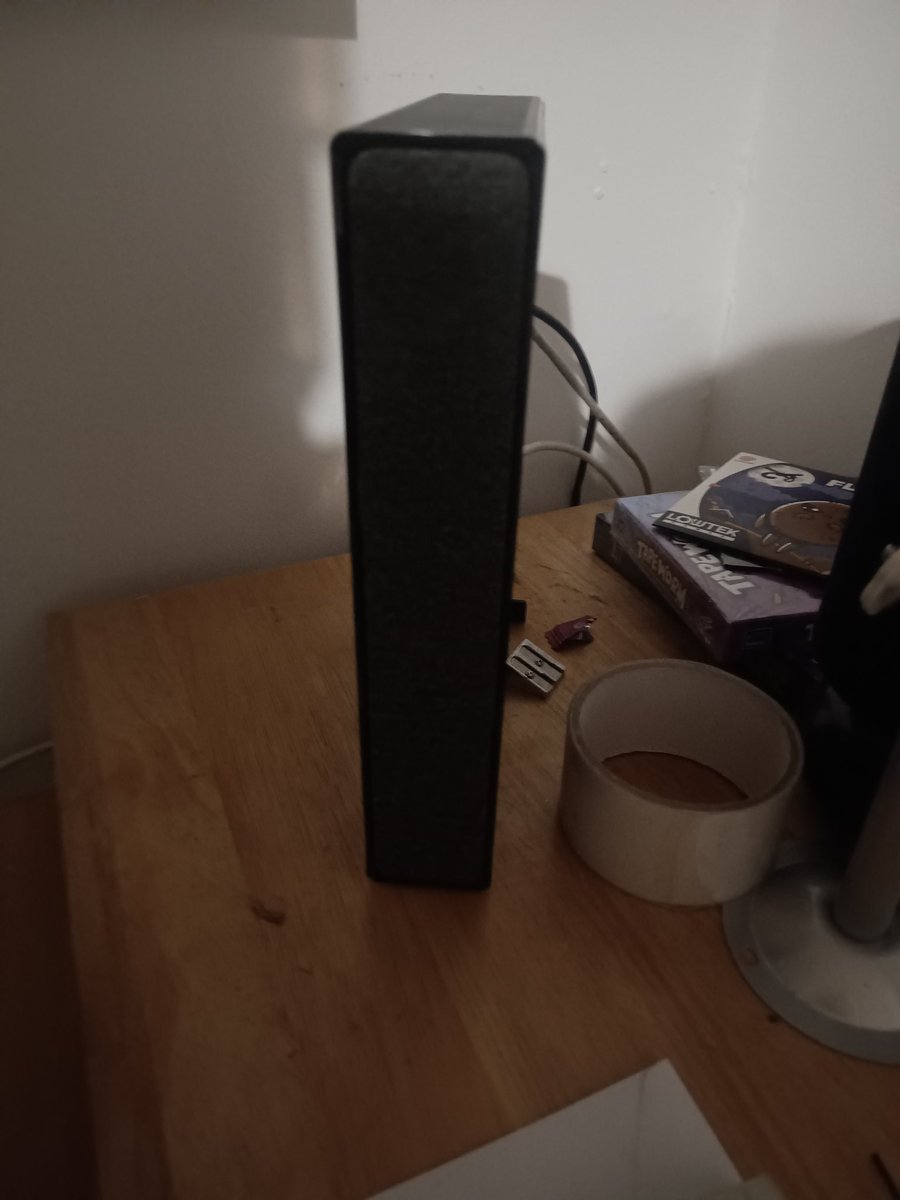 On Saturday #lightning took out my router.
Booked a guy to come out and #virginmedia automatically canceled it as they thought the fixed the issue. :(
Yellow flashing g light ?
Rebooked now but going a couple days with limited internet. 
#indiegamedev
