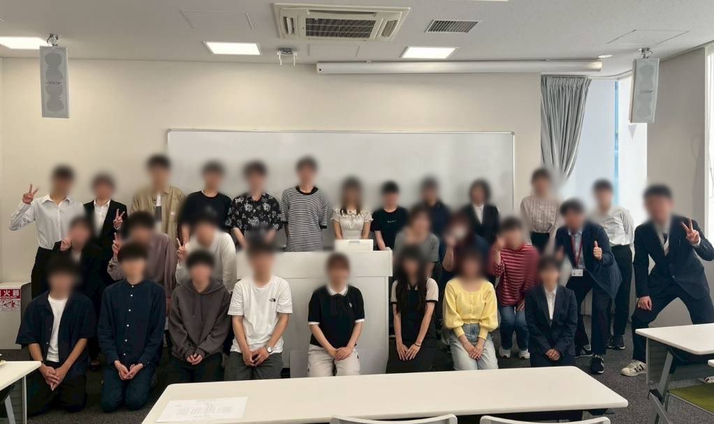 kandaisokkibu's tweet image. 6月15日、第91回関西学生速記競技大会が6年ぶりに開催されました！

関大主催のもと、学生役員、関学OB・OGの皆さまのご協力のおかげで、無事に大会を終えることができました。

ご協力くださったすべての皆さまに感謝いたします。本当にありがとうございました！🙇‍♀️

#関西学生速記競技大会 #速記