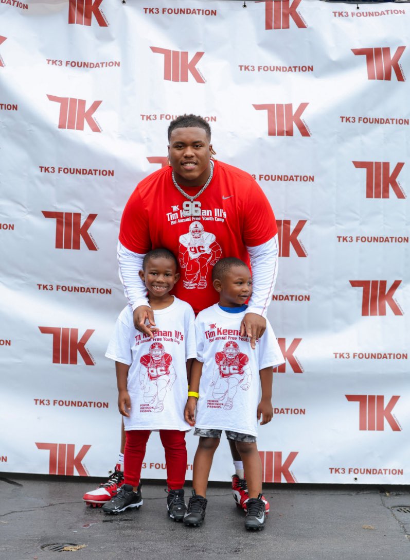 Alabama defensive lineman Tim Keenan III hosted his 2nd annual youth football camp!🔥

It was a free camp brought to you by the TKIII Foundation.💥

#CollegeFootball #RollTide #BamaFactor