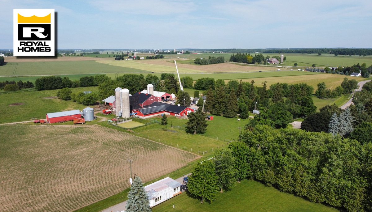 RoyalHomesCan's tweet image. A perfect Monday morning in Punkeydoodles Corners!

A great day to deliver a Custom Oxford to Oxford County for Chuck &amp;amp; Kathy &amp;amp; family. 2 prefab modules have arrived.

#custombuilder #prefab #since1971 

🏡🚛 royalhomes.com/locations/

1-800-265-3083