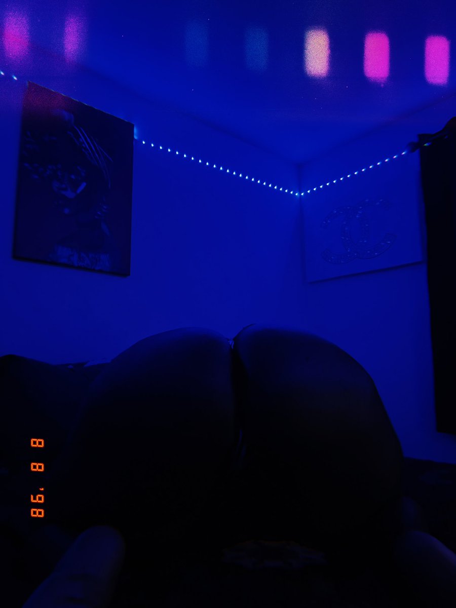 K I N G 🐐 tweet media