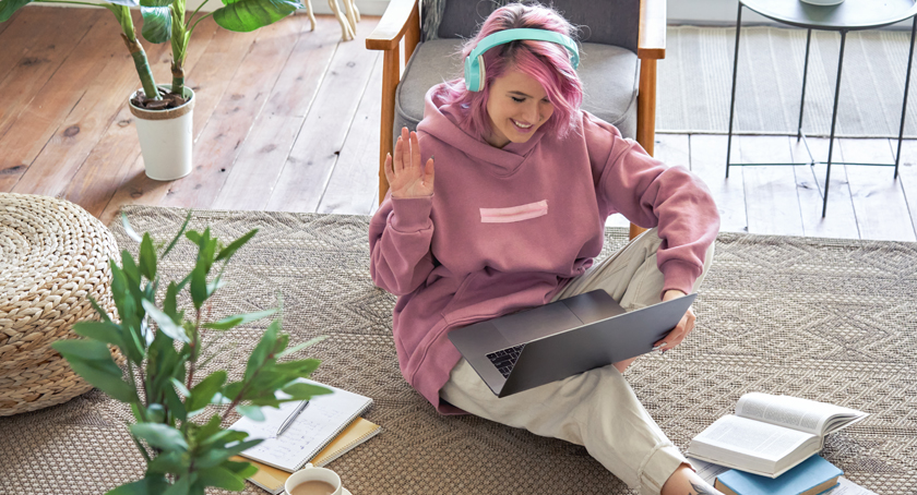 Social media is a go-to wellness resource for Gen Z &amp; Millennials. New @Mintel data shows 60% say #influencers inspire positive life changes. For healthcare and beauty brands, the right creators can build trust and spark real impact. Read more on @Happi.happi.com/breaking-news/…