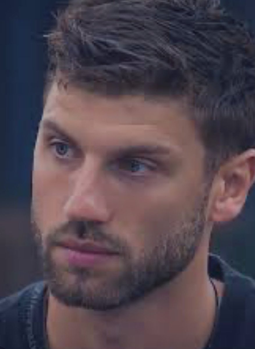 6 meses sin insultar
6 meses sin hacer sentir mal a nadie
6 meses aguantando insultos
6 meses siendo respetuoso con rivales 
6 meses jugando
6 meses que hablan de el adentro y afuera
6 meses dando contendido a panelistas y streaming
LA CABRA!  MI 🏆 
#GranHermano