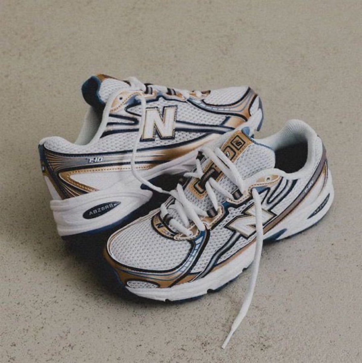 snkr_twitr's tweet photo. AD: NEW PRICE DROP at $79
New Balance 740 'White/Heron Blue'

Shop -> https://t.co/Lpu1wypNWb https://t.co/JshFx8Ag3u