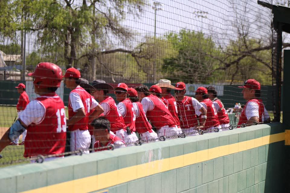 Adrian Rendon tweet media