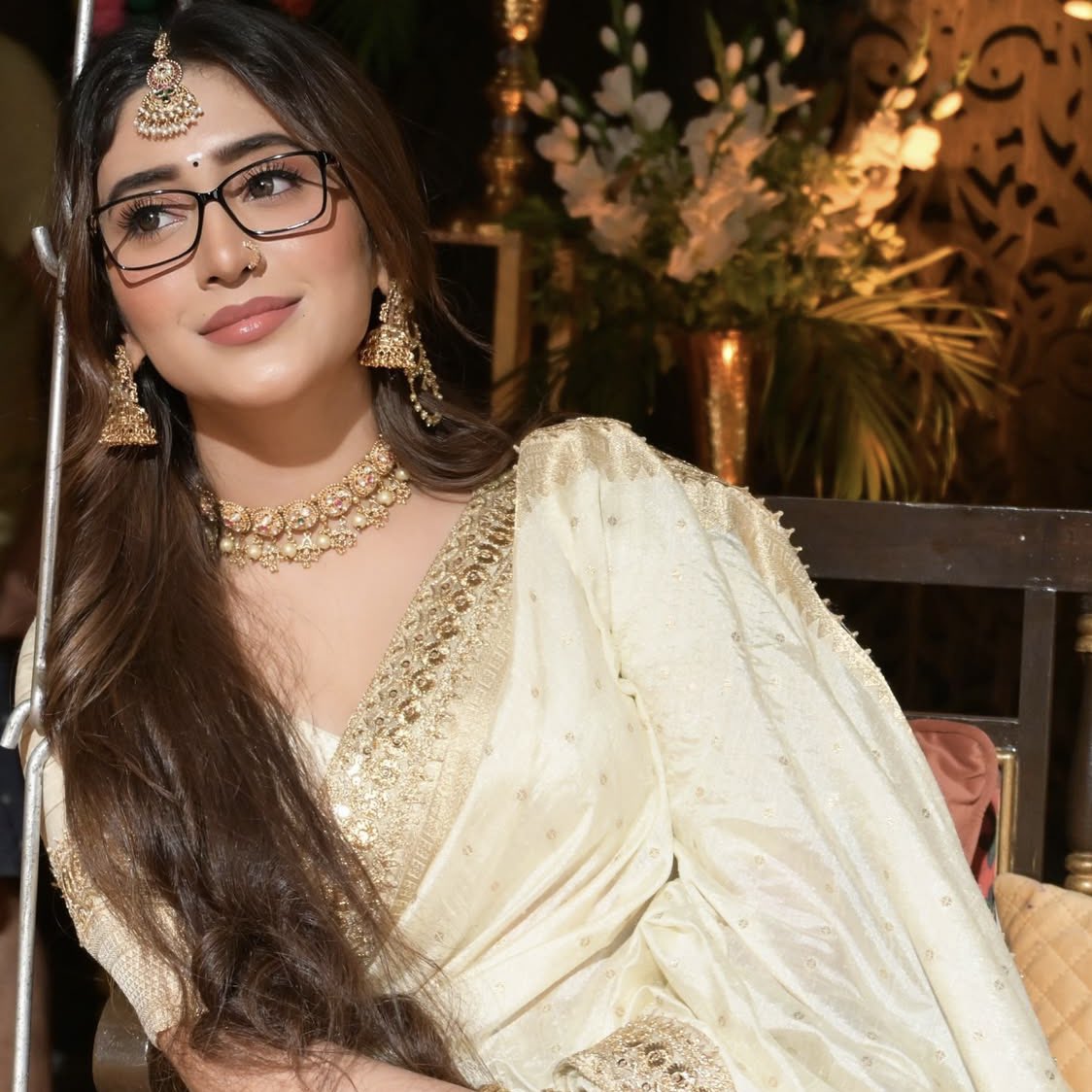 Just look at her😍😭

SHIVANGI AS BHAGYASHREE

 HARSHAD IS BACK AS RISHABH 

#HelloRishabh #HarshadChopda 
#ShivangiJoshi #Bhagyashree 
#Balh4