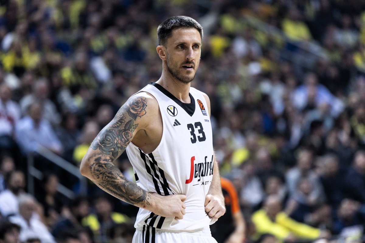 Achille, you’ve already fought through this like a true champion, on and off the court. Wishing you strength, courage and a full recovery. <a href="/VirtusSegafredo/">Virtus Segafredo Bologna</a>  #OlympiacosBC