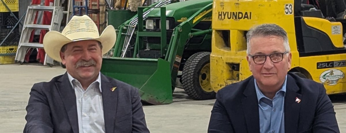 The APAS Board Executive was pleased to host federal Ag Minister Heath MacDonald and Saskatchewan Ag Minister Daryl Harrison, at Senator Todd Lewis's farm. The Minister’s visit truly underscored the importance of building strong relationships in agriculture.